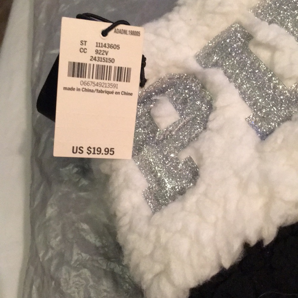 Two VS Pink Stockings NWT - Picture 4 of 7